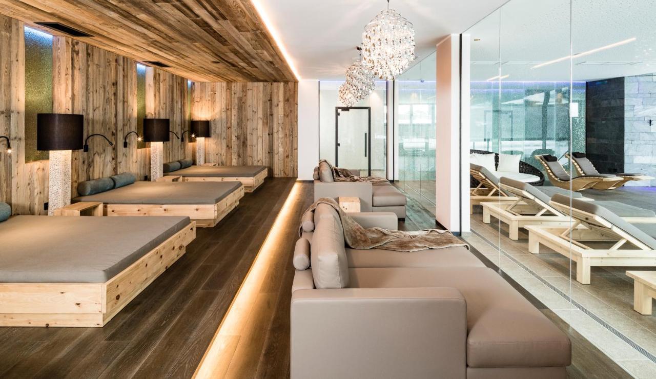 Sonnenberg Panorama Dolomites Wellbeing Hotel Maranza Kültér fotó