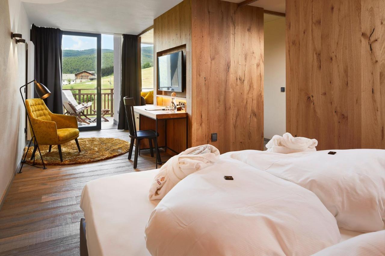 Sonnenberg Panorama Dolomites Wellbeing Hotel Maranza Kültér fotó